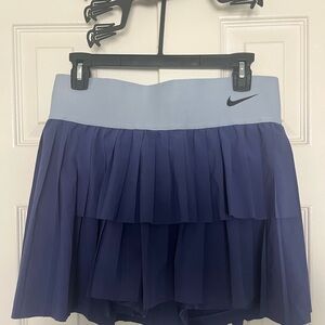 Nike Women's Two-Tone Blue Pleated Mini Skort